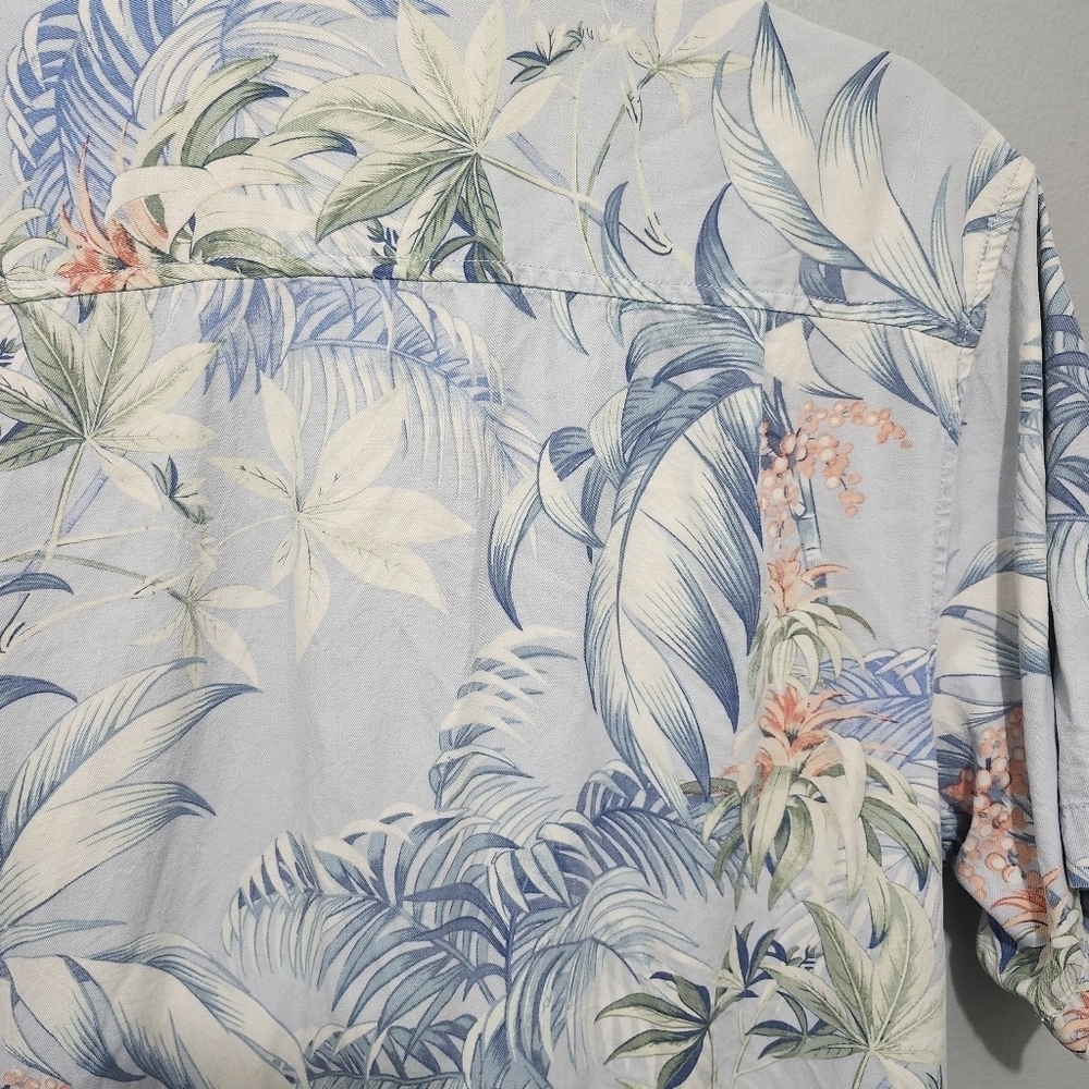 Tommy Bahama Heritage Tortola 100% Silk Original Fit Floral Blue Size S - Picture 8 of 8